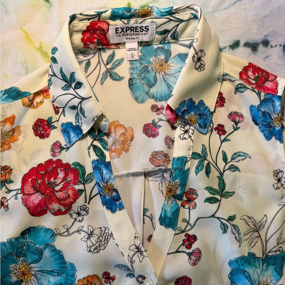 Express Floral Sleeveless Blouse - Picture 4 of 6
